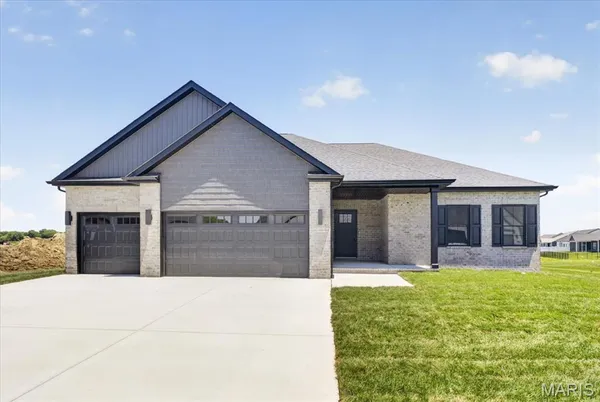 $600,000 | 604 Tea Olive Boulevard, O'Fallon, IL 62269