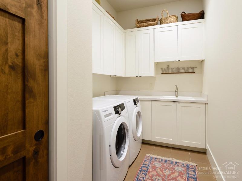 61367 Triple Knot Road Bend, OR 97702 - Photo 17 of 25 Gallery Image 17
