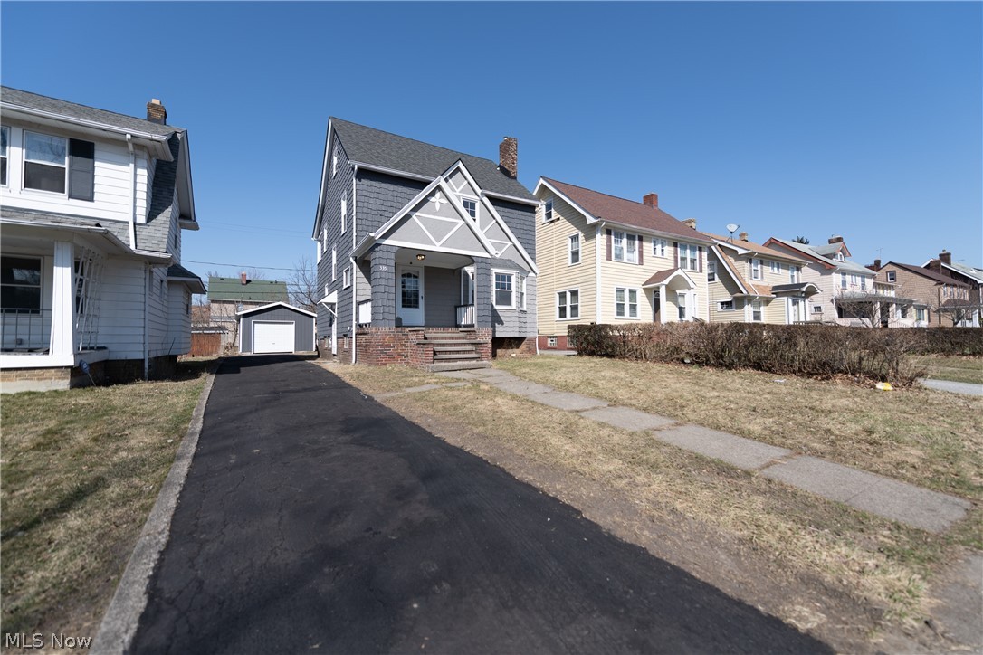 3351 Tullamore Road Cleveland, OH 44118 - Photo 2 of 34 Gallery Image 2