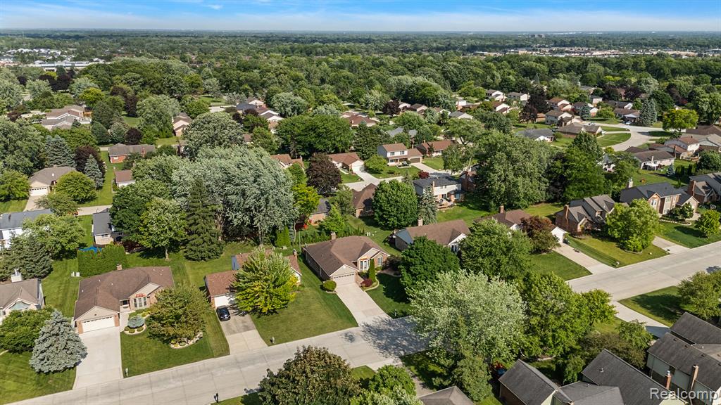 2093 Cumberland Road Rochester Hills, MI 48307 - Photo 54 of 58