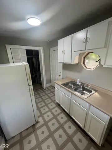 $925 | 2522 Adams Street, Indianapolis, IN 46218