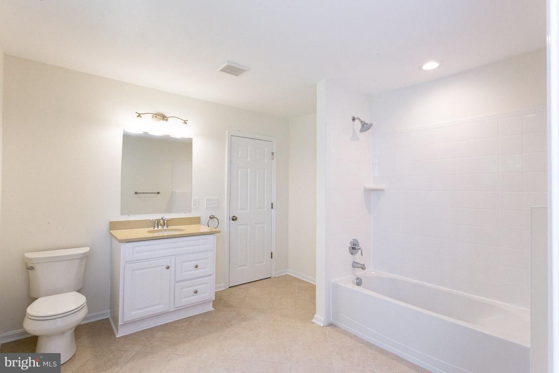8266 Rogues Road Catlett, VA 20119 - Photo 14 of 30 Master Bath Upstairs