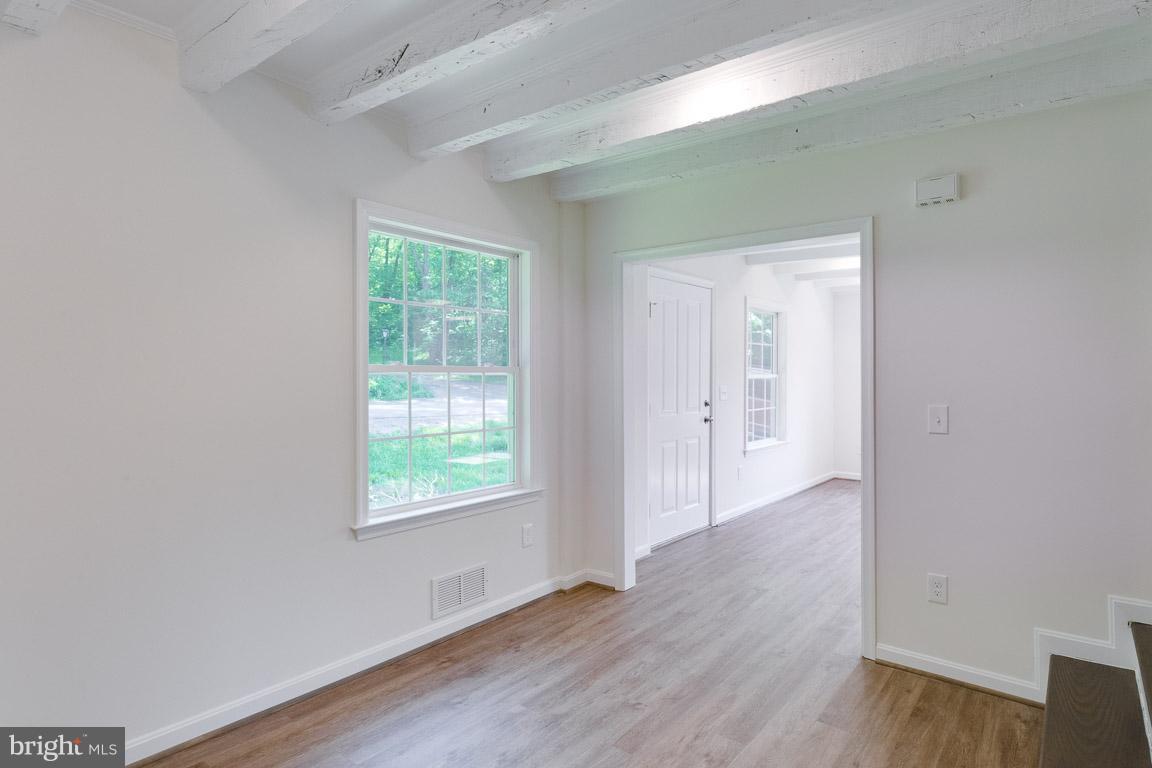 8266 Rogues Road Catlett, VA 20119 - Photo 15 of 30 Interior General