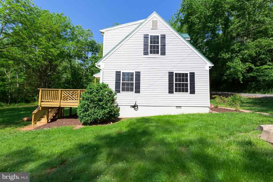 8266 Rogues Road Catlett, VA 20119 - Photo 5 of 30 Exterior (General)