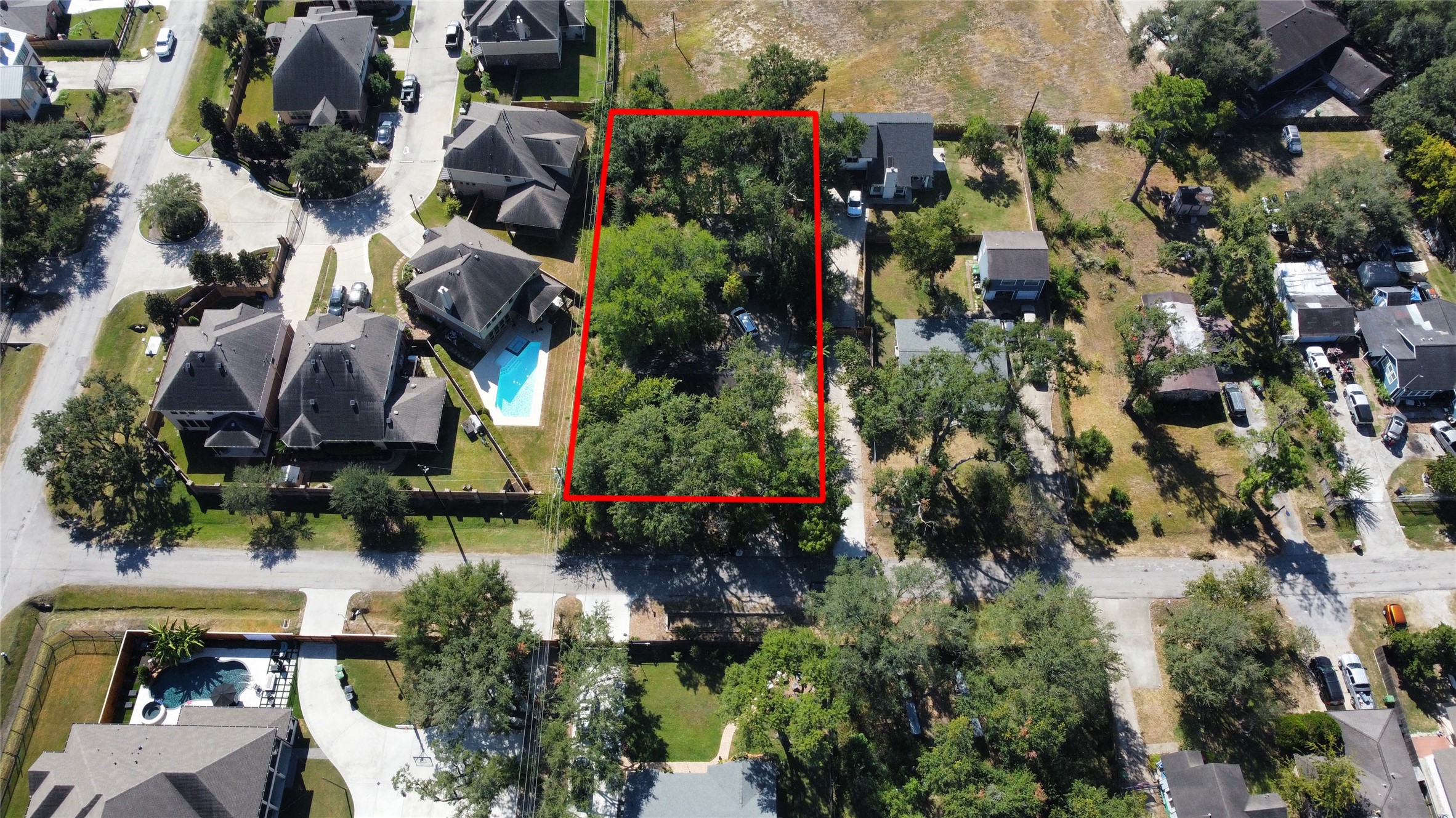 9209 Kerrwood Lane Houston, TX 77080 - Photo 5 of 11 an aerial view of multiple house