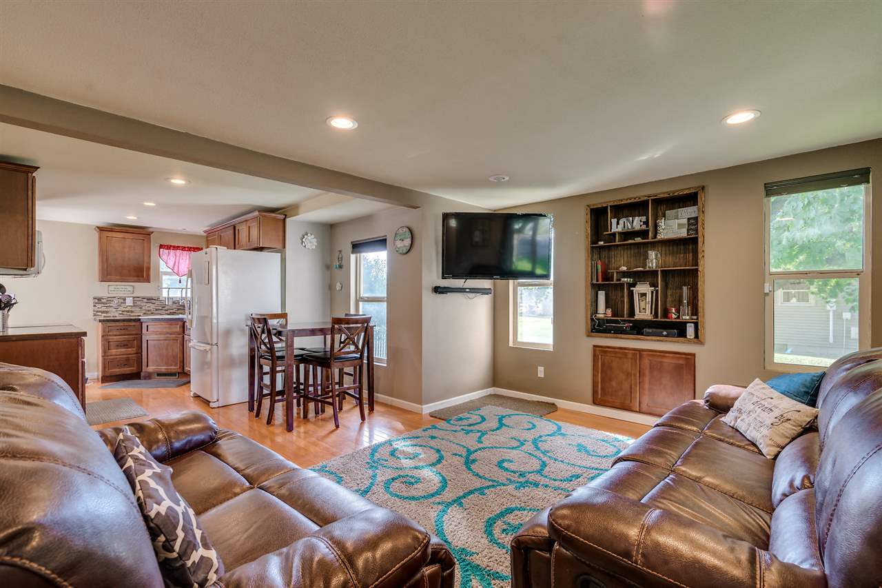 602 North Conklin Road Spokane Valley, WA 99037 - Photo 3 of 20