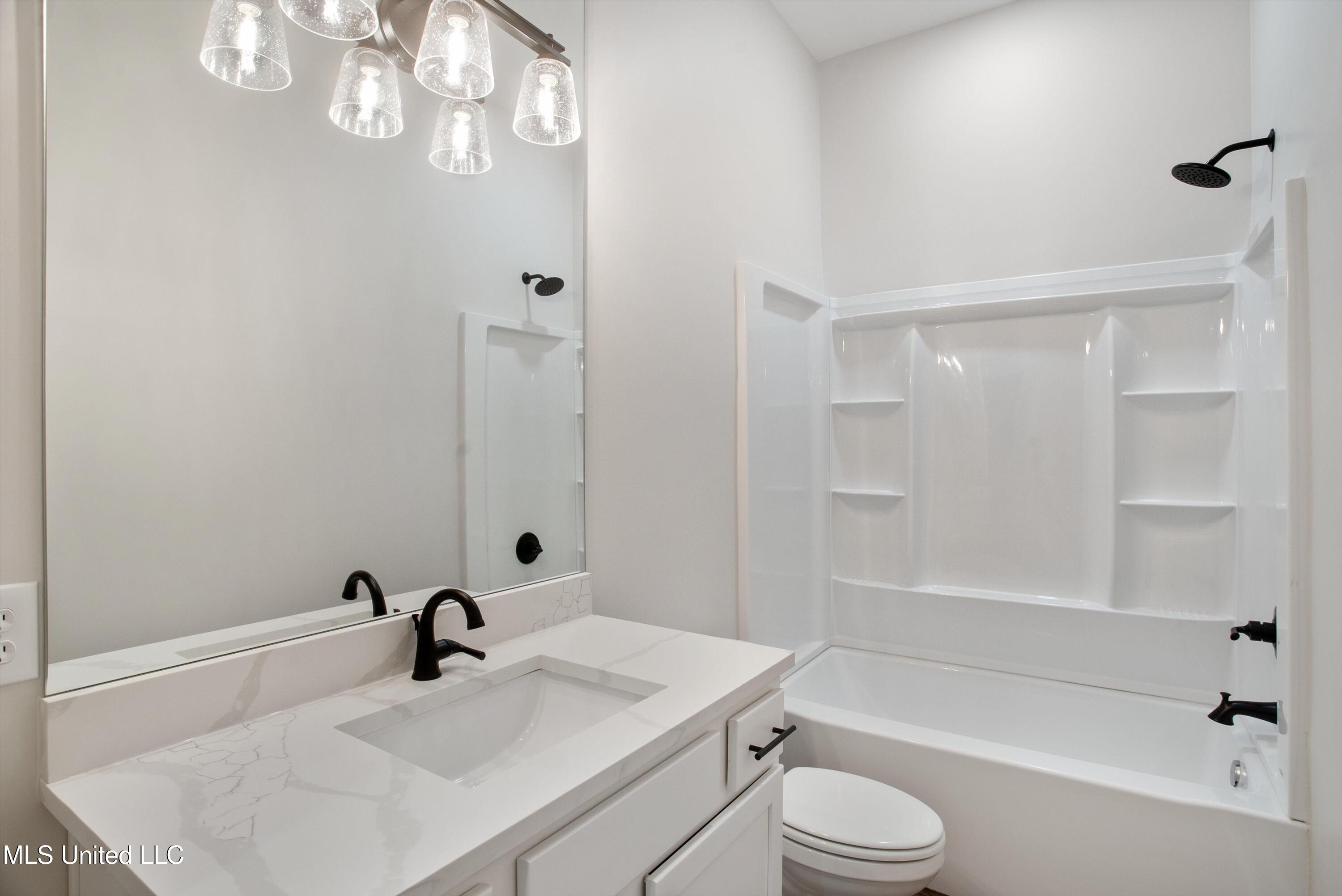 10187 Woolsey Road Olive Branch, MS 38654 - Photo 24 of 37 20-10187 Woolsey Rd-20
