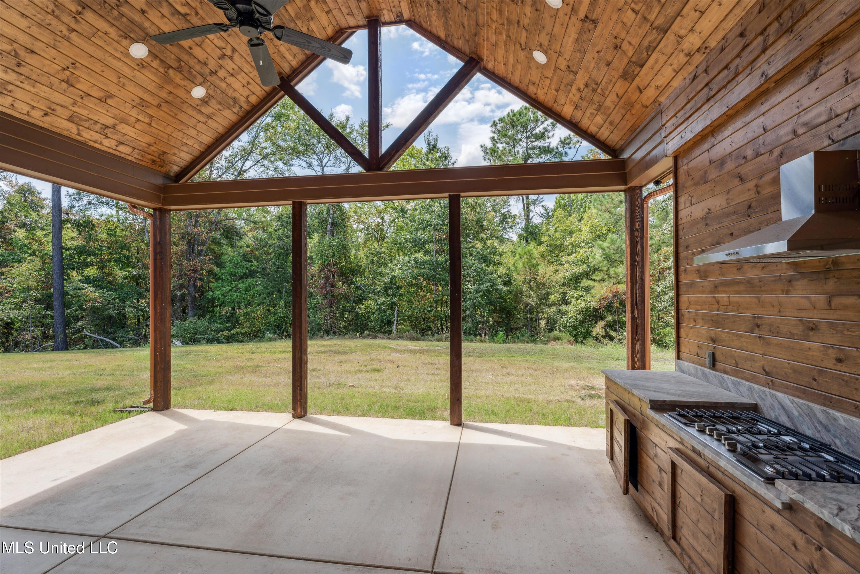 10187 Woolsey Road Olive Branch, MS 38654 - Photo 30 of 37 08-10187 Woolsey Rd-57
