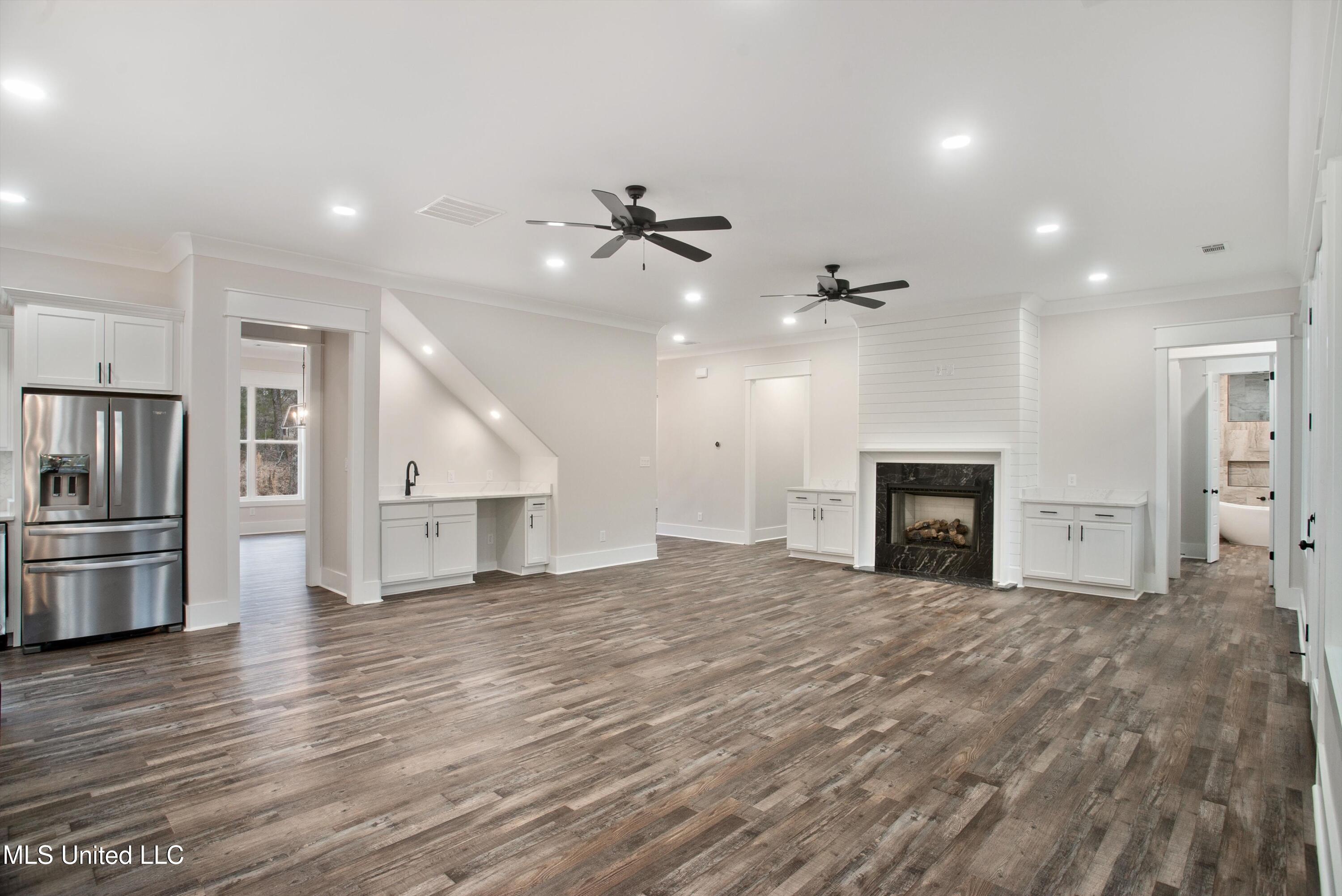10187 Woolsey Road Olive Branch, MS 38654 - Photo 10 of 37 06-10187 Woolsey Rd-6