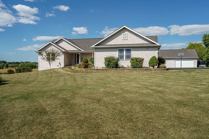 6472 Blomberg Road Cherry Valley, IL 61016 - Photo 1 of 41 Gallery Image 1