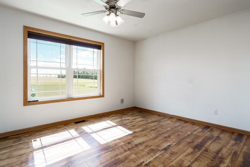 6472 Blomberg Road Cherry Valley, IL 61016 - Photo 17 of 41 Gallery Image 17
