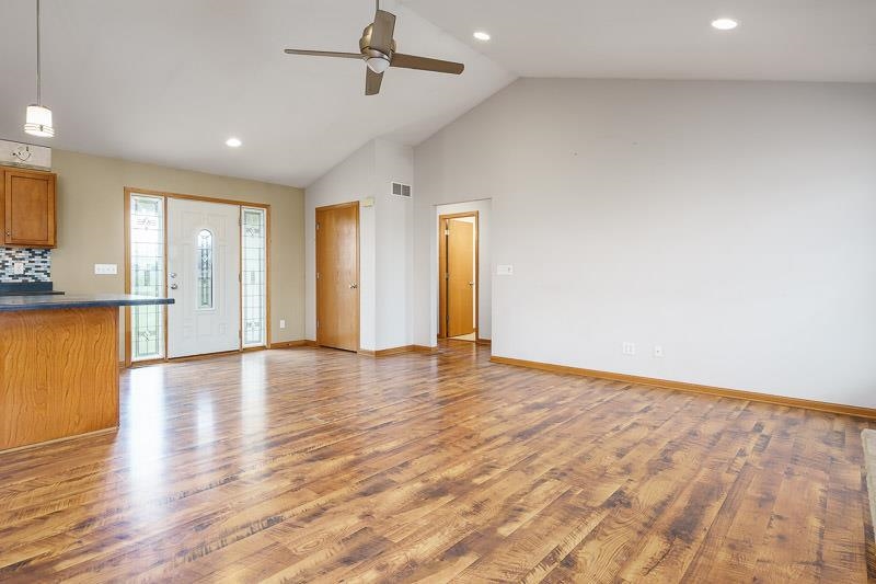 6472 Blomberg Road Cherry Valley, IL 61016 - Photo 5 of 41 Gallery Image 5