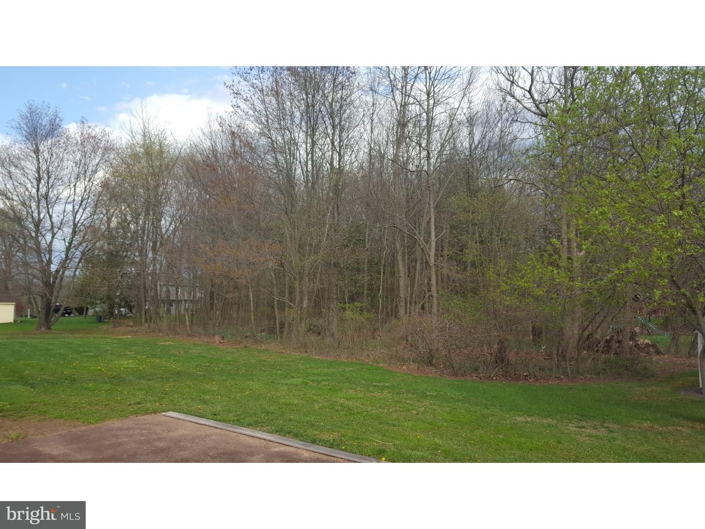 1269 Cowpath Road Hatfield, PA 19440 - Photo 3 of 25 Side Yard