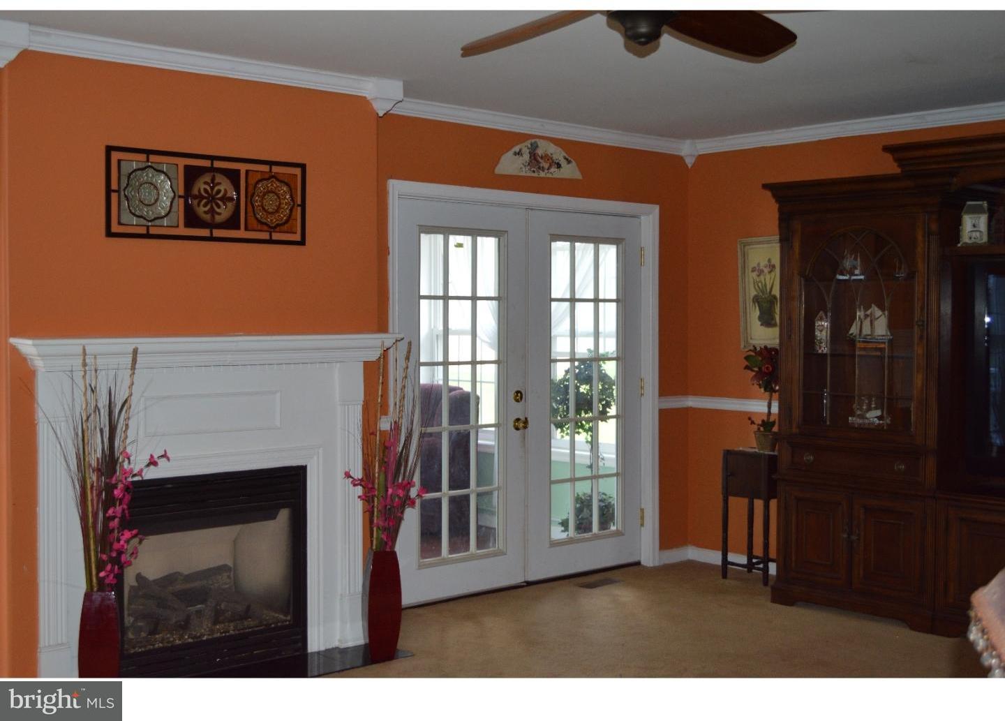 1269 Cowpath Road Hatfield, PA 19440 - Photo 7 of 25 Living Room