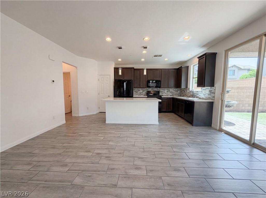 317 Andamento Place Henderson, NV 89015 - Photo 8 of 23