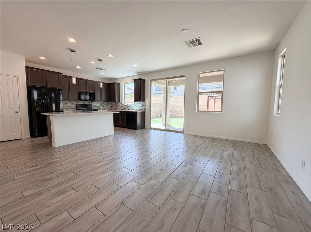 317 Andamento Place Henderson, NV 89015 - Photo 10 of 23