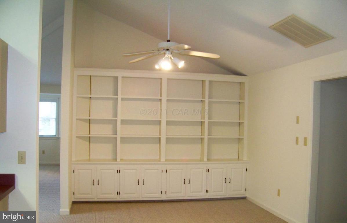 28 Battersea Road Ocean Pines, MD 21811 - Photo 8 of 17 an empty room with a empty space