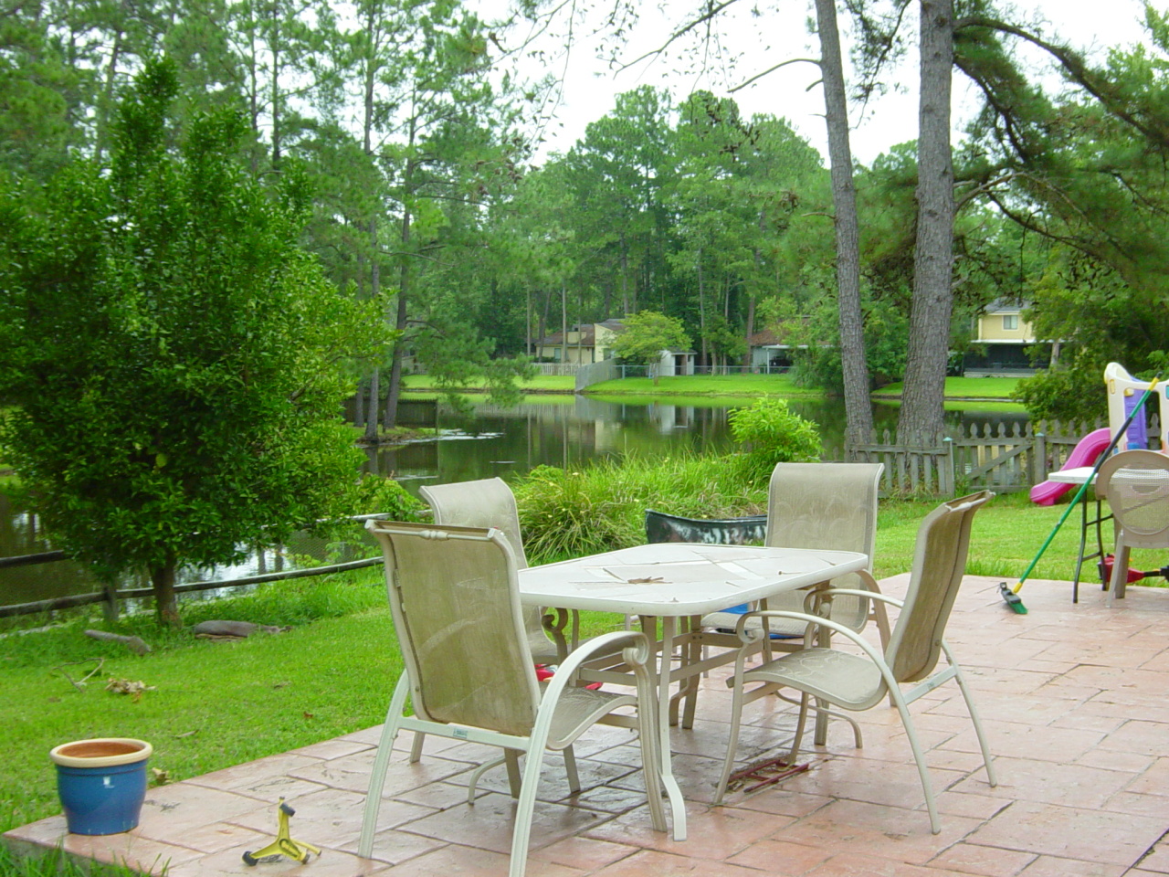10529 Hampton Road Jacksonville, FL 32257 - Photo 3 of 6 Patio