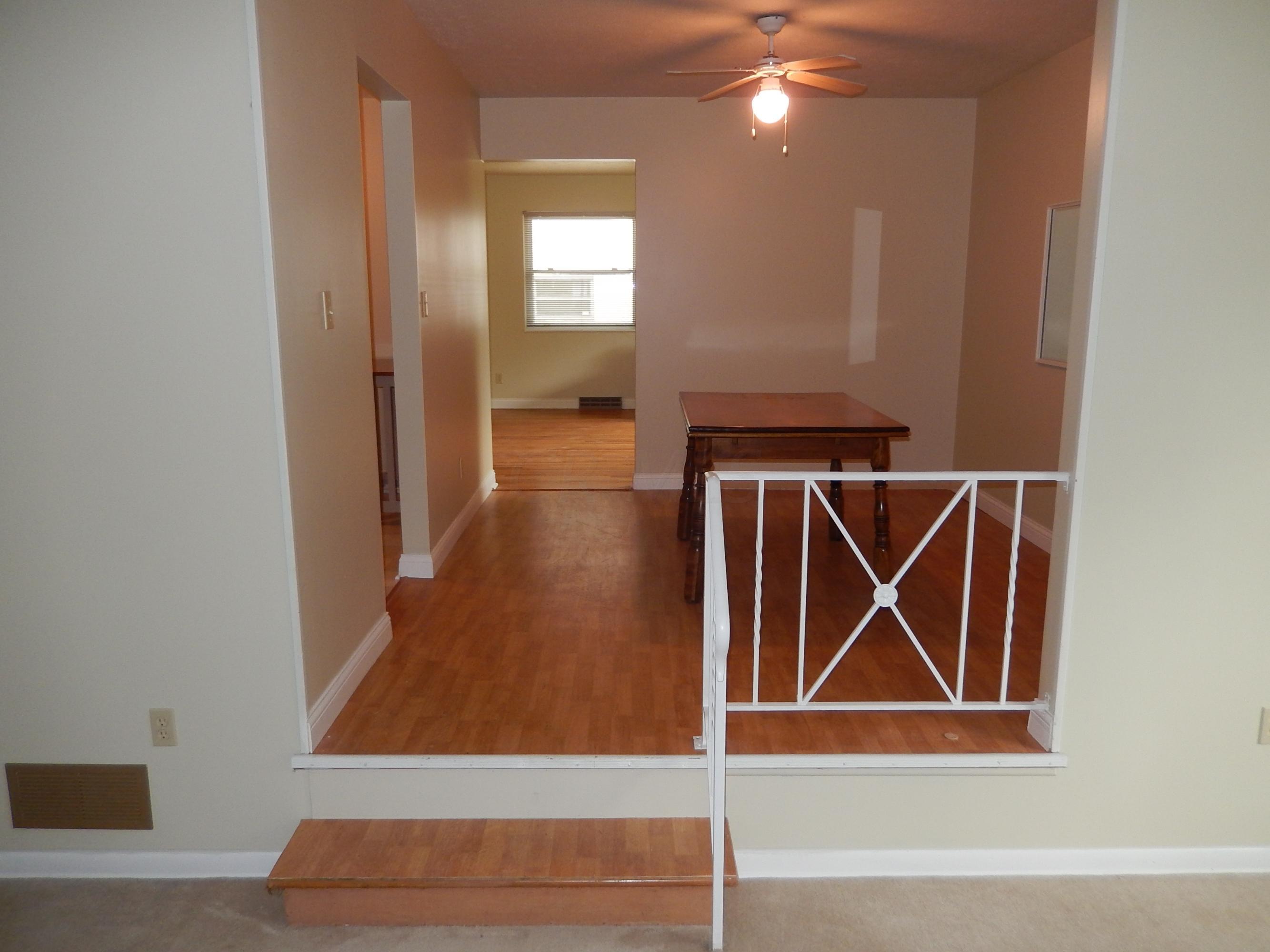 5277 Hedgewood Road Columbus, OH 43229 - Photo 10 of 11