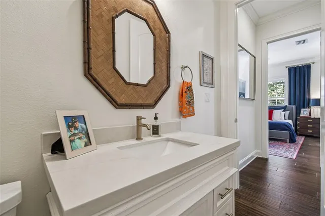 $989,000 | 1008 South Moody Avenue, Unit 6, Tampa, FL 33629