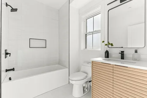 $1,429,000 | 12-14 Sylvan Street, Unit 4, Melrose, MA 02176