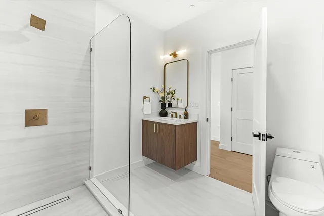 $1,429,000 | 12-14 Sylvan Street, Unit 4, Melrose, MA 02176