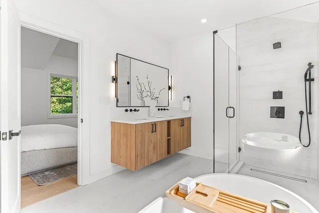 $1,429,000 | 12-14 Sylvan Street, Unit 4, Melrose, MA 02176