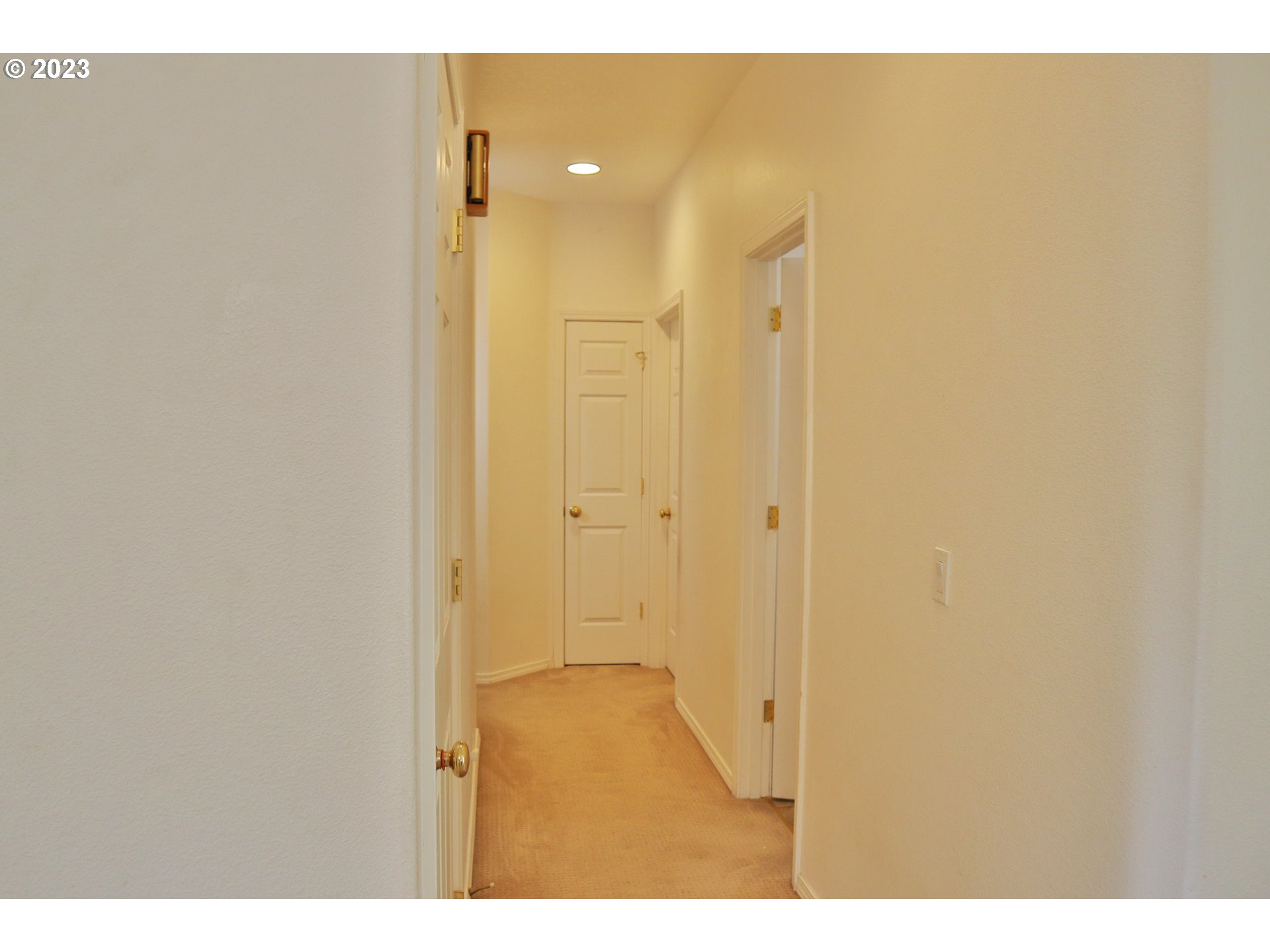 1889 South 61st Street Springfield, OR 97478 - Photo 10 of 26 Gallery Image 10