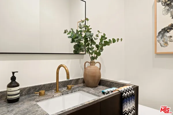 $29,500 | 8732 Rangely Avenue, West Hollywood, CA 90048