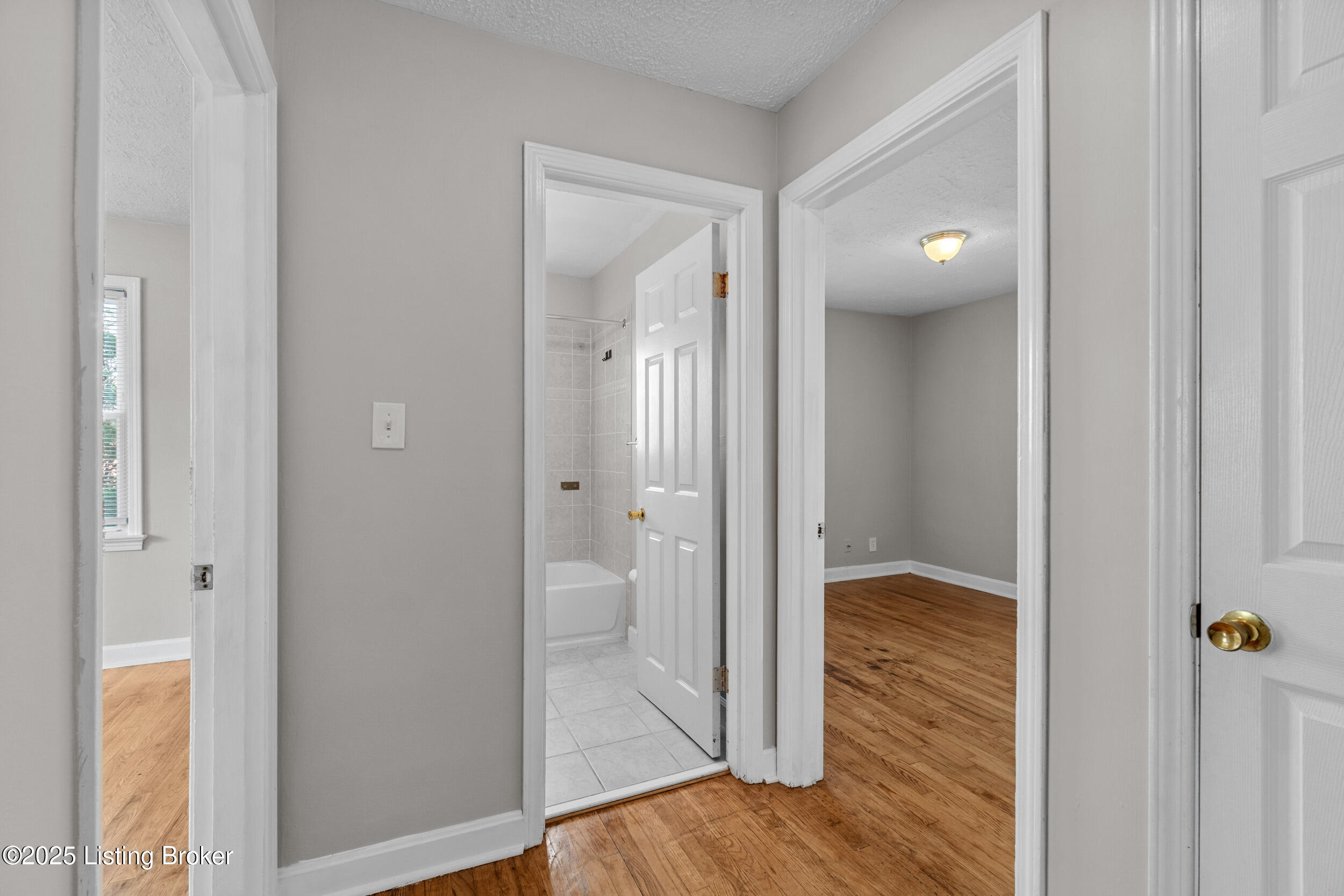 3425 Maple Road Louisville, KY 40299 - Photo 23 of 39 dsc05715