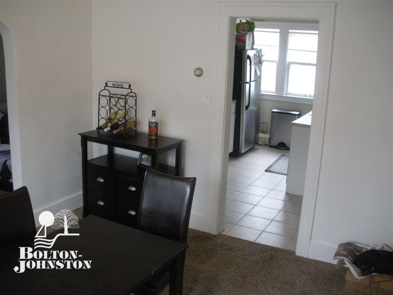 910 Neff Road Grosse Pointe, MI 48230 - Photo 6 of 20 31314513-5.JPG