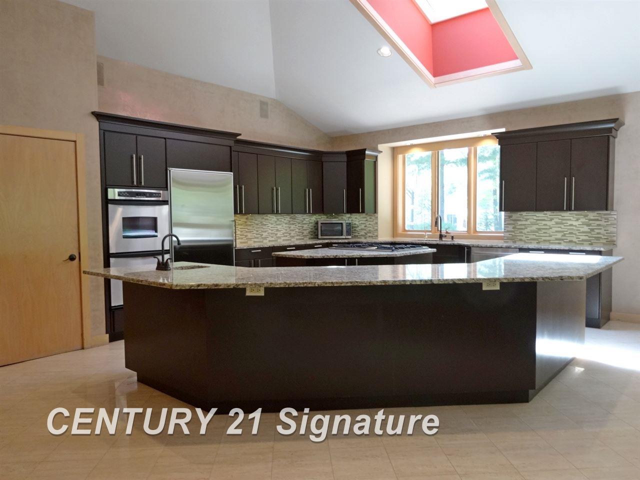 11440 Geddes Road Freeland, MI 48623 - Photo 2 of 55