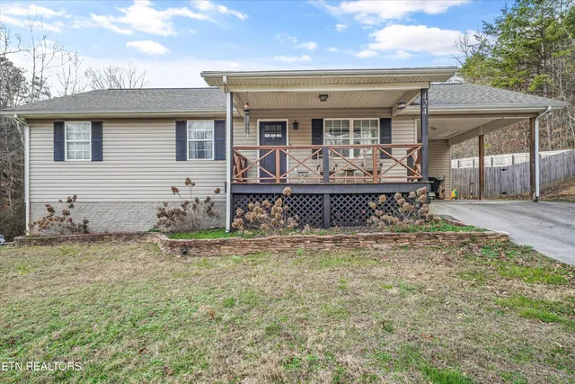 $325,000 | 424 Sunrise Lane, Decatur, TN 37322