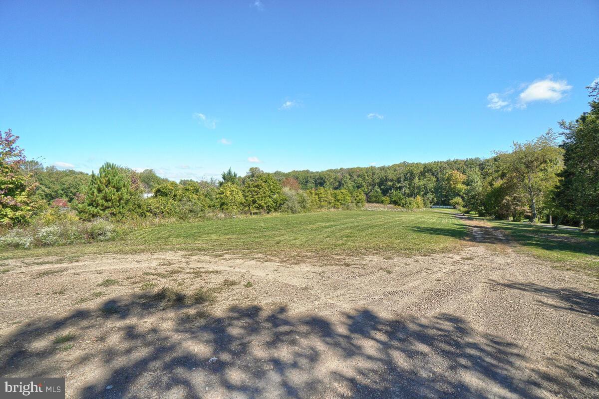 8850 Brown Church Road Mount Airy, MD 21771 - Photo 9 of 69 Gallery Image 9