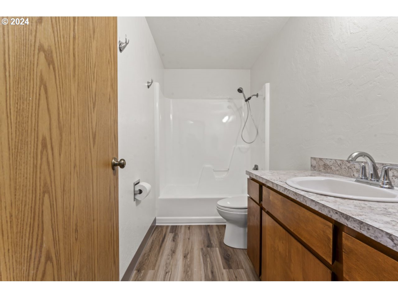 1476 Fetters Loop Eugene, OR 97402 - Photo 20 of 34 Gallery Image 20