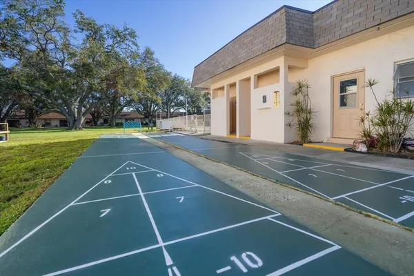 a view of a tennis court