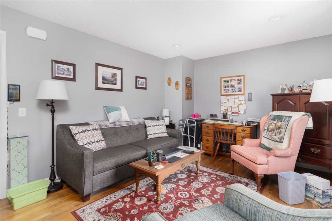 8 A Street Westerly, RI 02891 - Photo 4 of 24 6 A Left Unit Living Room