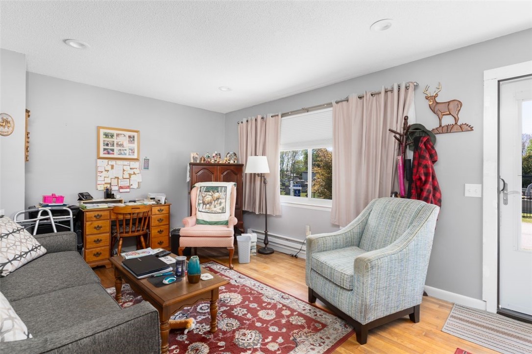 8 A Street Westerly, RI 02891 - Photo 5 of 24 6 A Left Unit Living Room