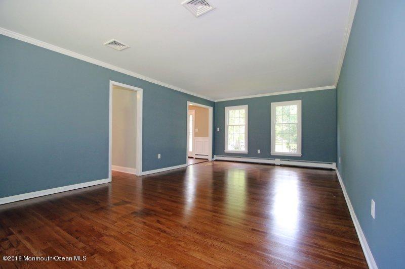 12 Beaver Dam Road Colts Neck, NJ 07722 - Photo 11 of 24 LR 2