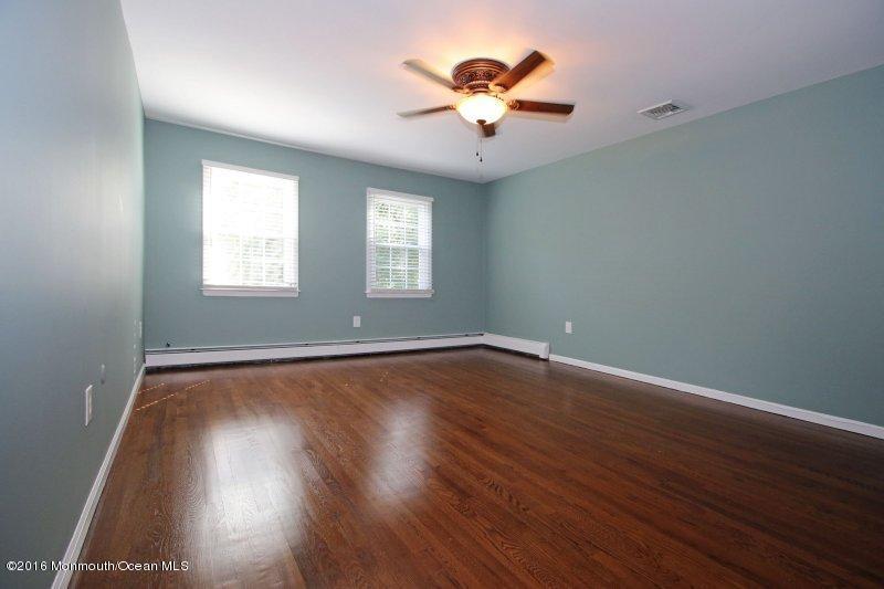 12 Beaver Dam Road Colts Neck, NJ 07722 - Photo 16 of 24 MBR