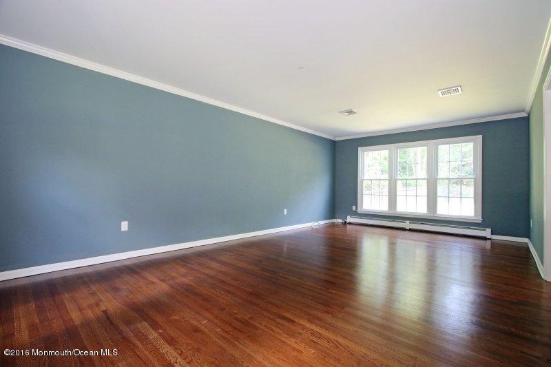 12 Beaver Dam Road Colts Neck, NJ 07722 - Photo 10 of 24 LR