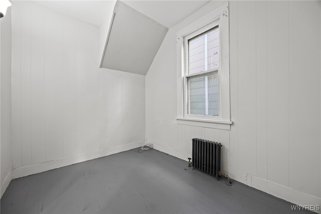 303 Cable Street Buffalo, NY 14206 - Photo 15 of 44