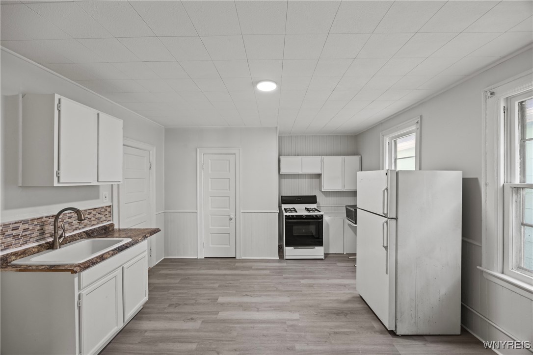 303 Cable Street Buffalo, NY 14206 - Photo 24 of 44