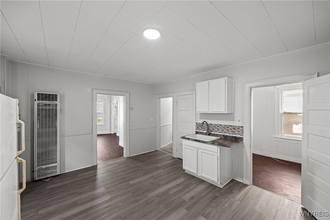 303 Cable Street Buffalo, NY 14206 - Photo 26 of 44