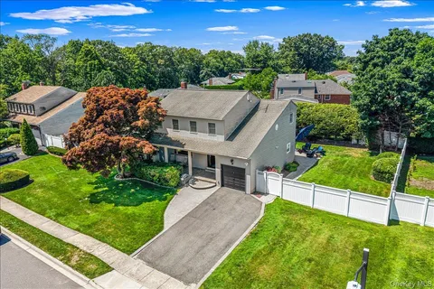 $1,348,000 | 19 Evon Drive, Syosset, NY 11791