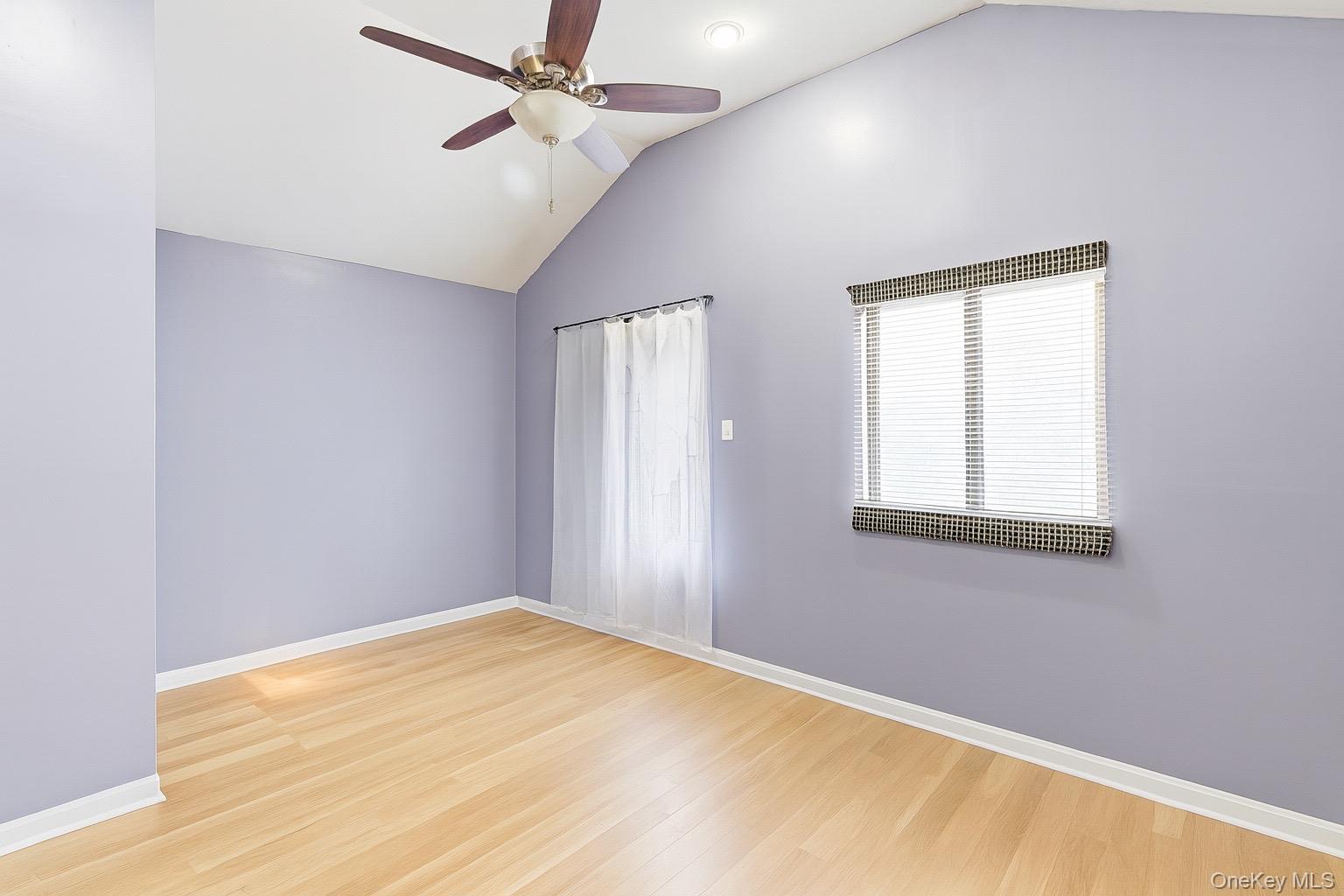 36 Ralph Avenue Brentwood, NY 11717 - Photo 17 of 25