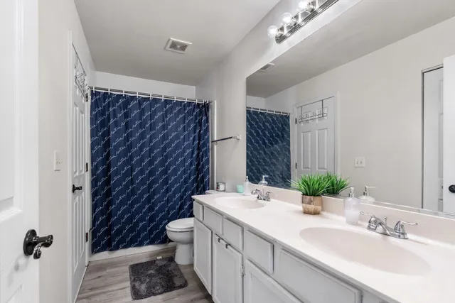 $460,000 | 681 Majestic Drive, Algonquin, IL 60102