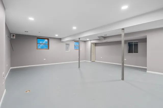 $450,000 | 681 Majestic Drive, Algonquin, IL 60102