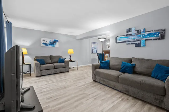 $460,000 | 681 Majestic Drive, Algonquin, IL 60102