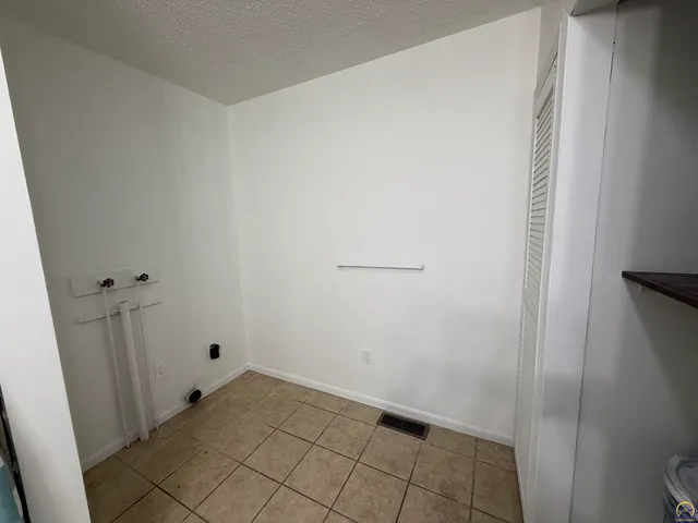 $55,000 | 206 Western Avenue, Denison, KS 66419